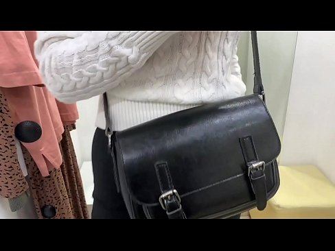 ❤️ Masturbarea în public a tinerei târfe FeralBerry cu un dildo în cabina de probă ❤❌  at porn ro.sexvideogif.ru ❌️